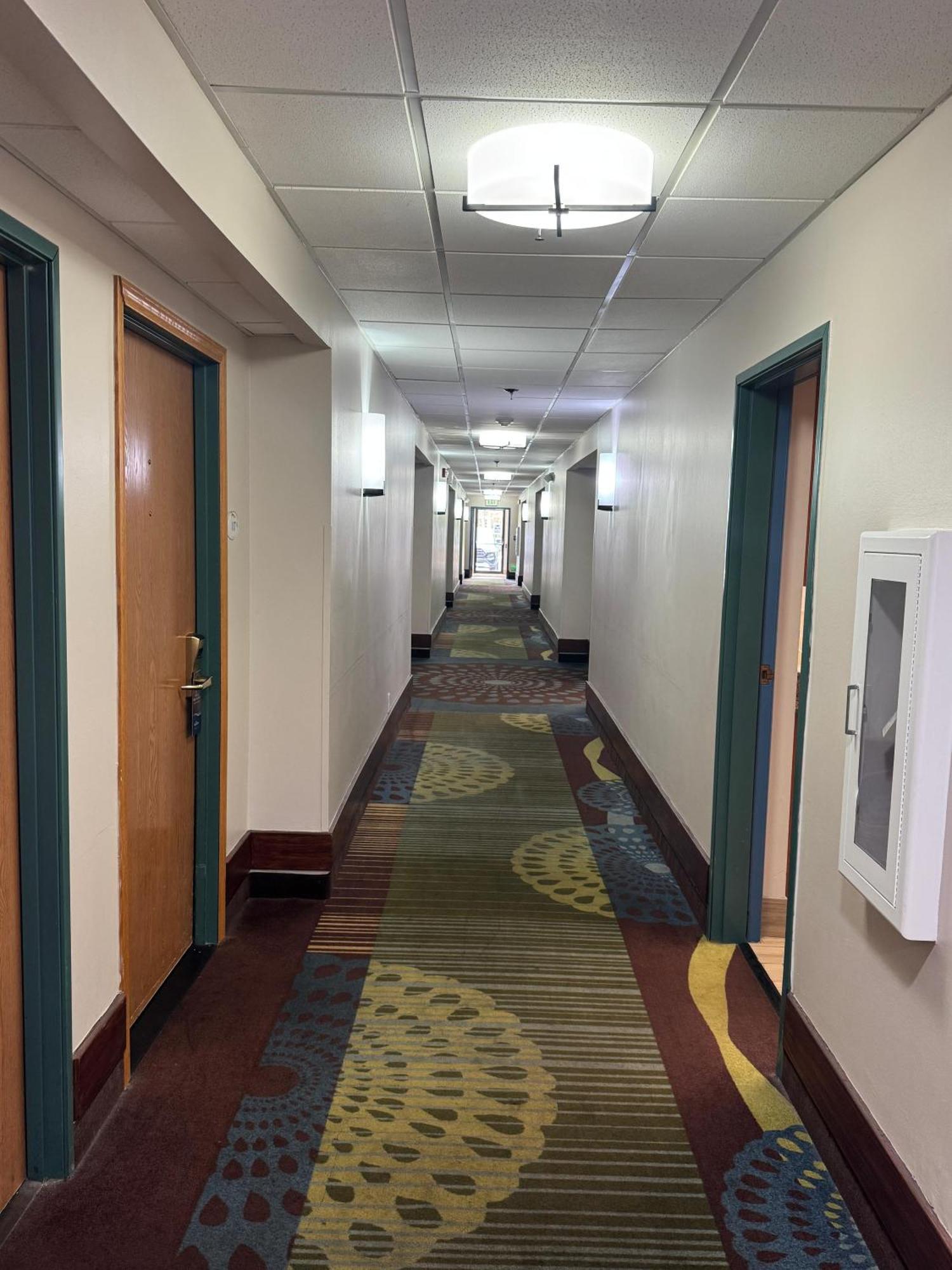 Hotel Baymont By Wyndham Mishawaka South Bend Area Exterior foto