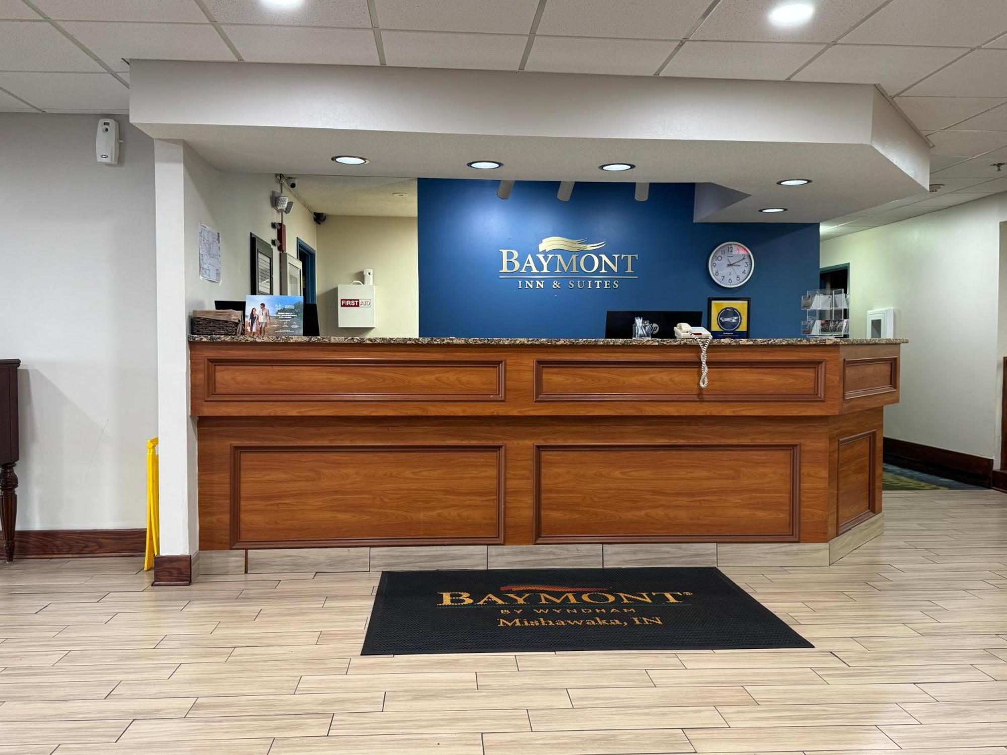 Hotel Baymont By Wyndham Mishawaka South Bend Area Exterior foto