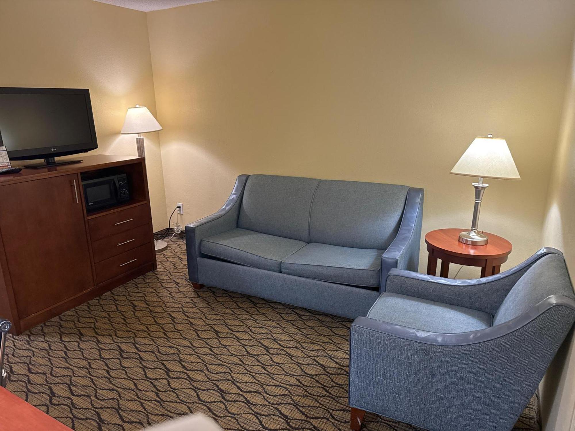 Hotel Baymont By Wyndham Mishawaka South Bend Area Exterior foto