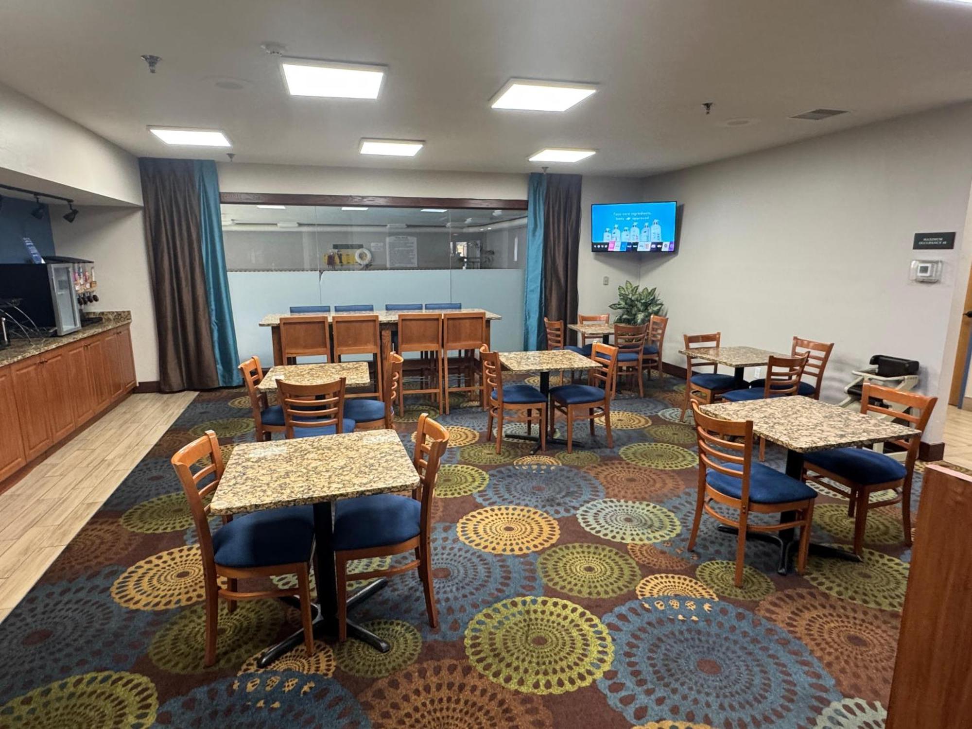 Hotel Baymont By Wyndham Mishawaka South Bend Area Exterior foto