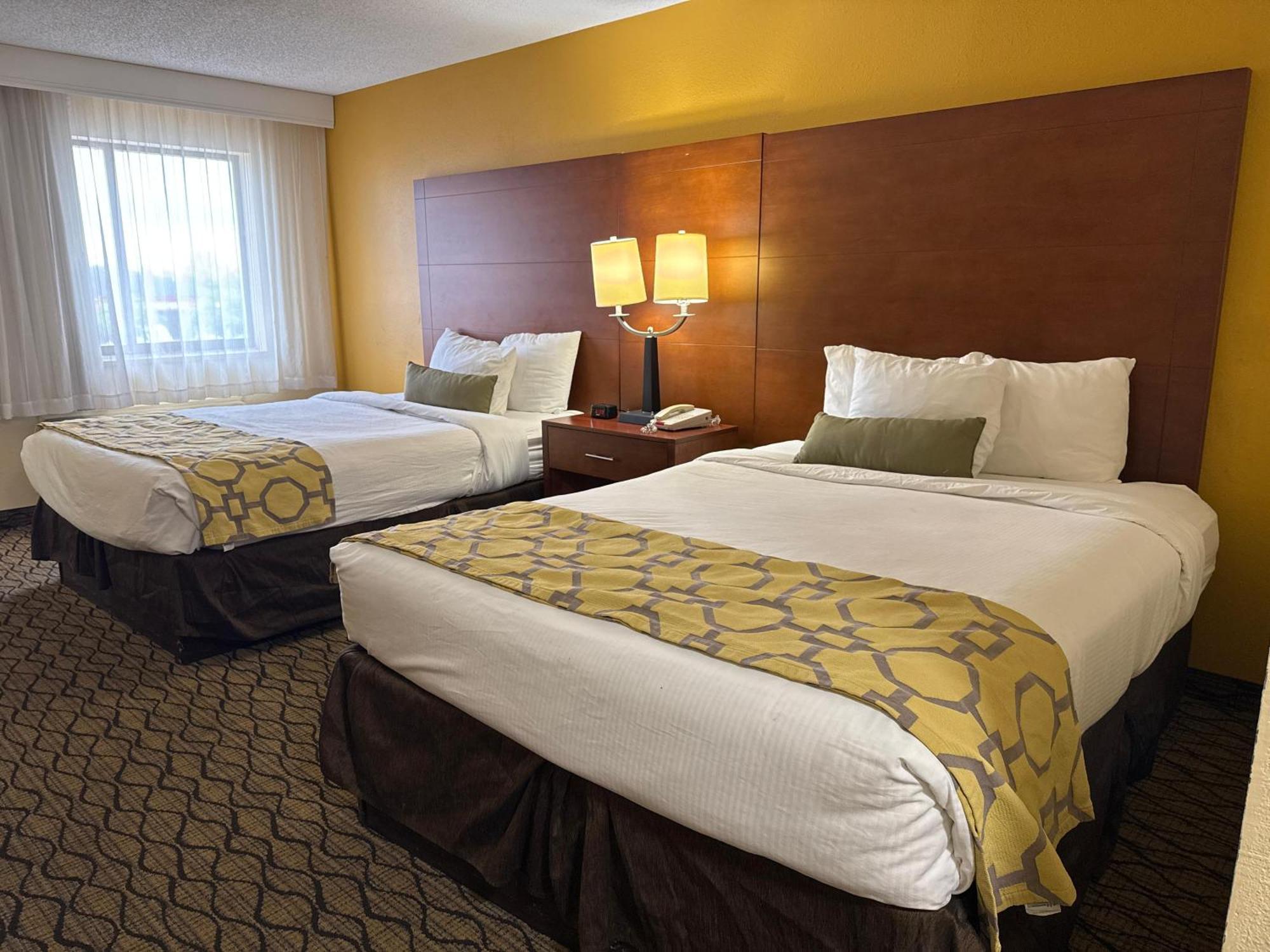 Hotel Baymont By Wyndham Mishawaka South Bend Area Exterior foto